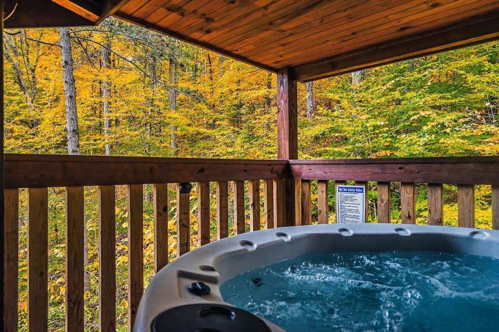 Mama Bear'S Retreat Villa Sevierville Bagian luar foto
